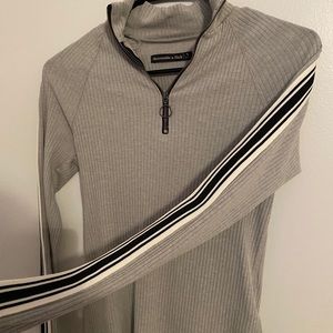 Abercrombie half zip long sleeve shirt